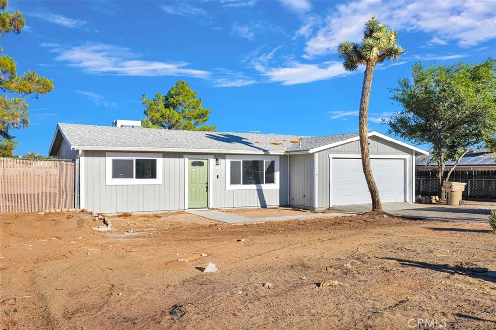 18282 Manzanita Hesperia, CA 92345