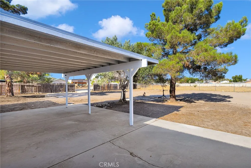 18282 Manzanita Hesperia, CA 92345