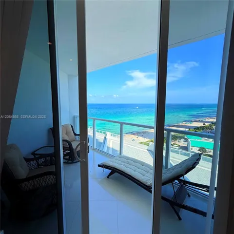 16699 Collins Ave #1410