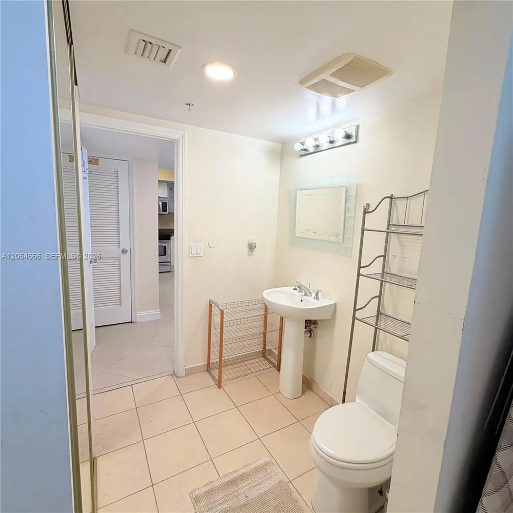 16699 Collins Ave #1410 Sunny Isles Beach, FL 33160