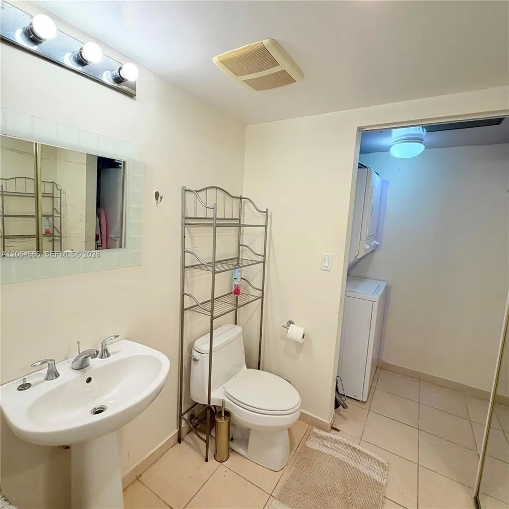 16699 Collins Ave #1410 Sunny Isles Beach, FL 33160