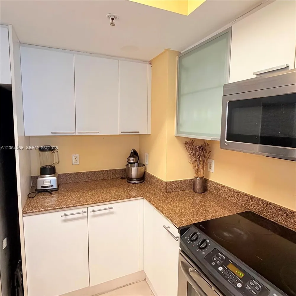 16699 Collins Ave #1410 Sunny Isles Beach, FL 33160
