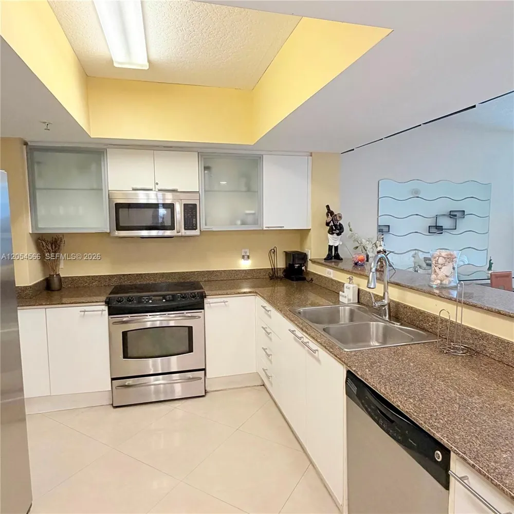 16699 Collins Ave #1410 Sunny Isles Beach, FL 33160