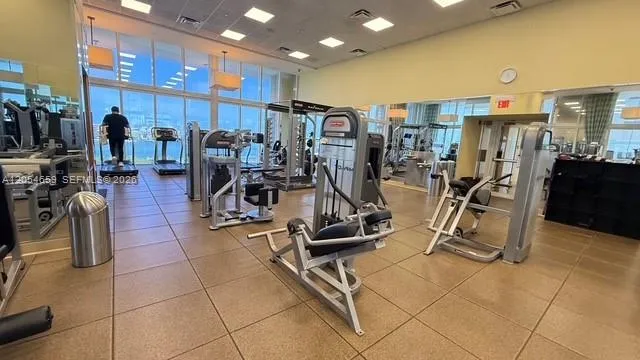 50 Biscayne Blvd #3109 Miami, FL 33132