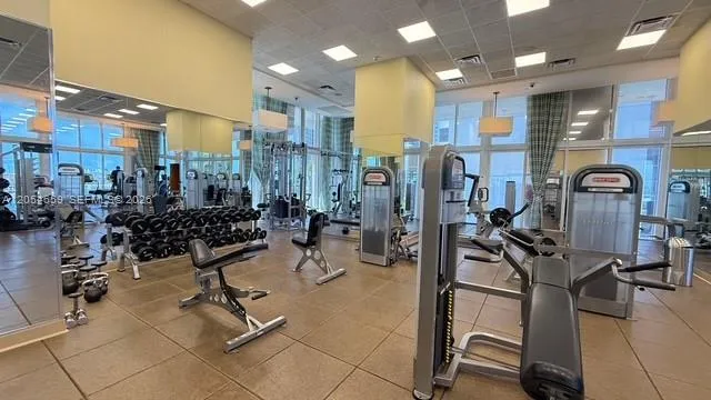 50 Biscayne Blvd #3109 Miami, FL 33132