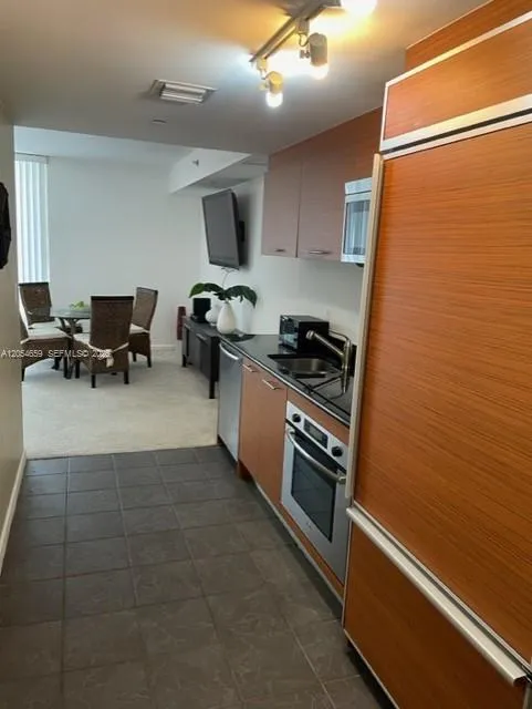 50 Biscayne Blvd #3109 Miami, FL 33132