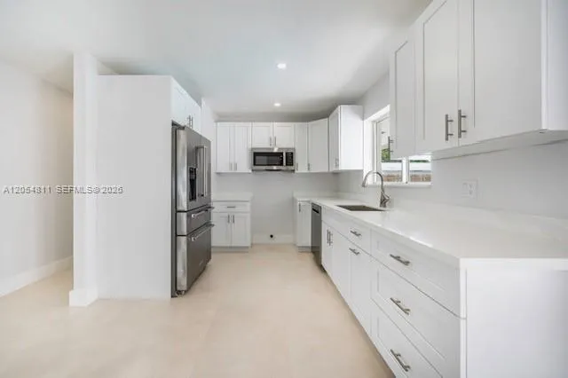 10040 SW 215th St Cutler Bay, FL 33189