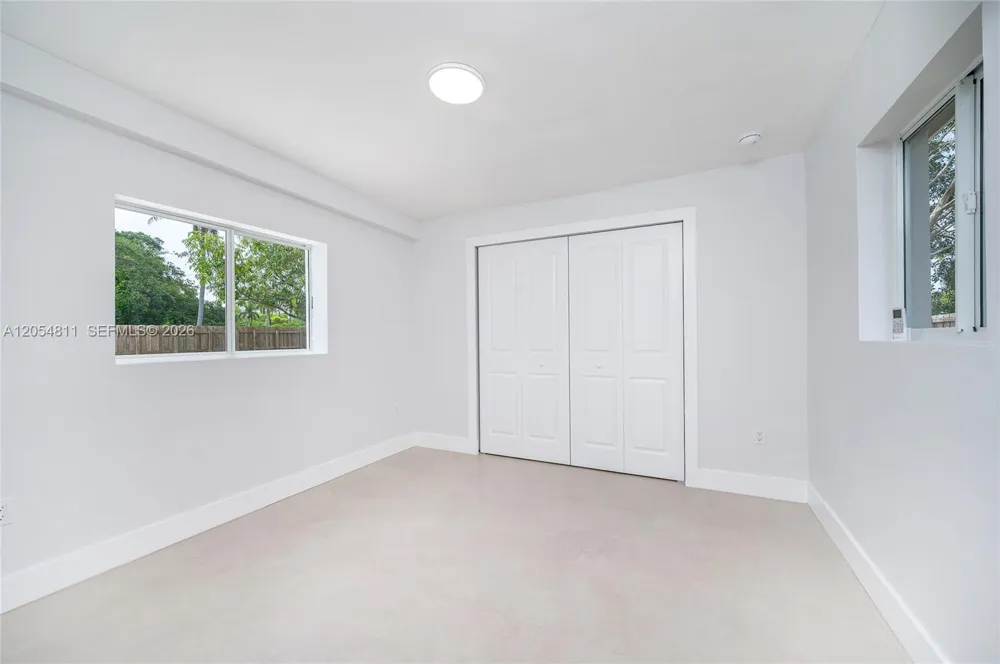 10040 SW 215th St Cutler Bay, FL 33189