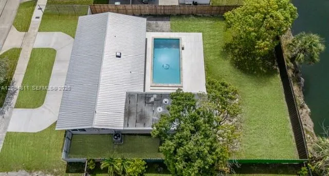 10040 SW 215th St Cutler Bay, FL 33189