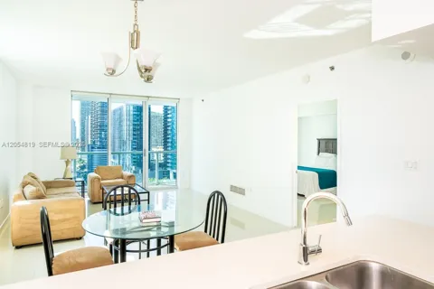 55 SE 6 STREET #2210