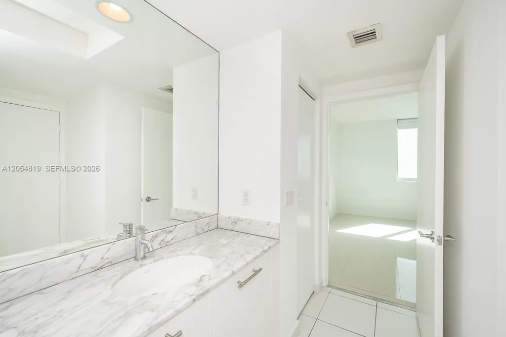 55 SE 6 STREET #2210 Miami, FL 33131