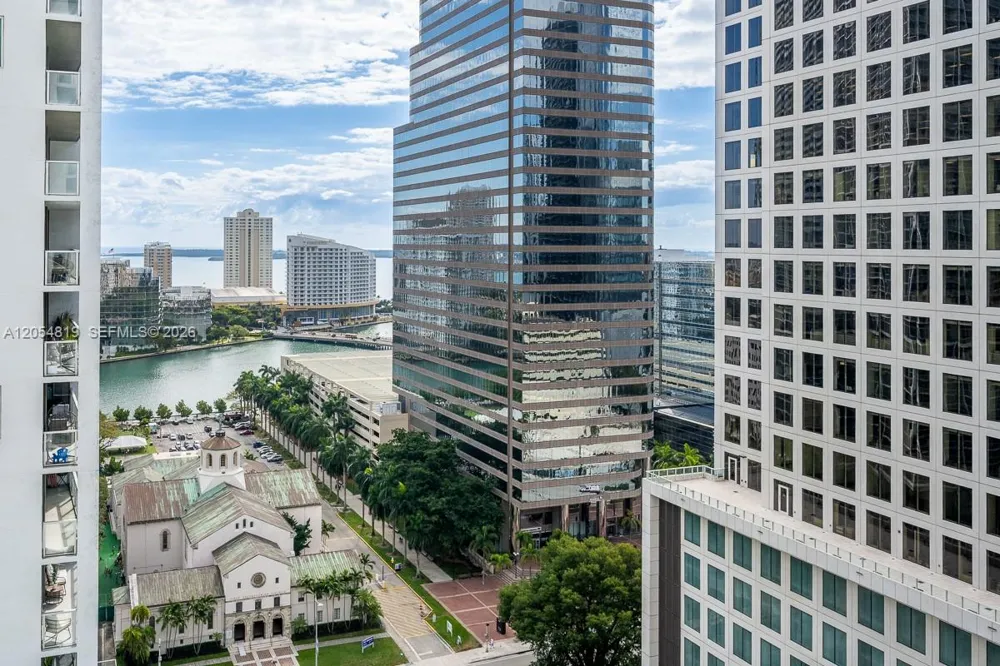 55 SE 6 STREET #2210 Miami, FL 33131