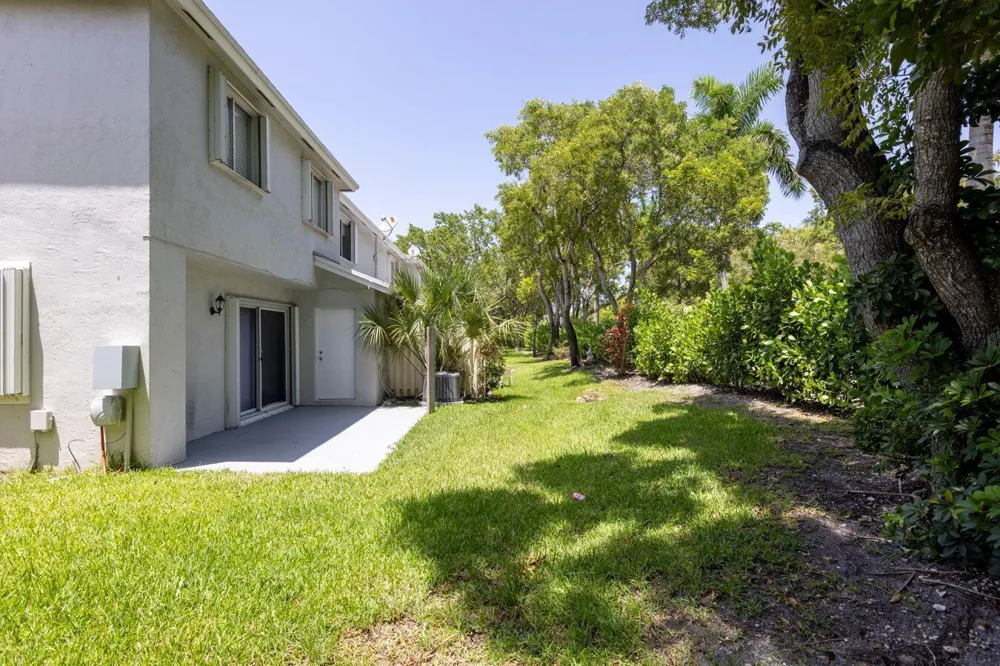1130 SW 44th Avenue Deerfield Beach, FL 33442