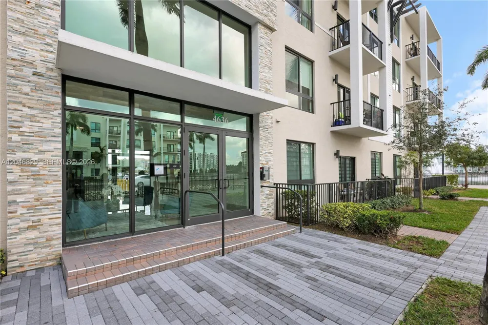 4636 NW 84th Ave #22 Doral, FL 33166