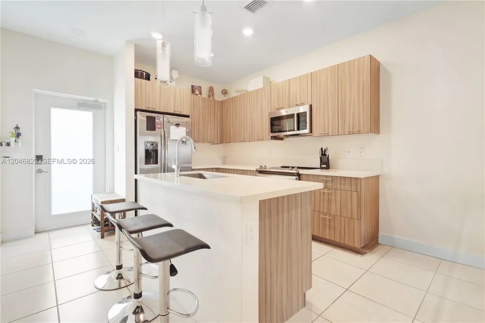 4636 NW 84th Ave #22 Doral, FL 33166