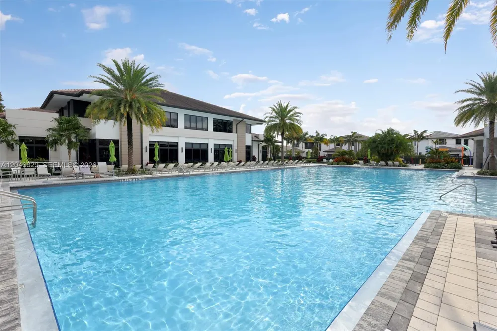 4636 NW 84th Ave #22 Doral, FL 33166