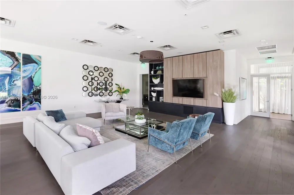 4636 NW 84th Ave #22 Doral, FL 33166