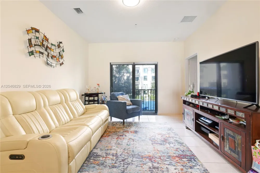 4636 NW 84th Ave #22 Doral, FL 33166