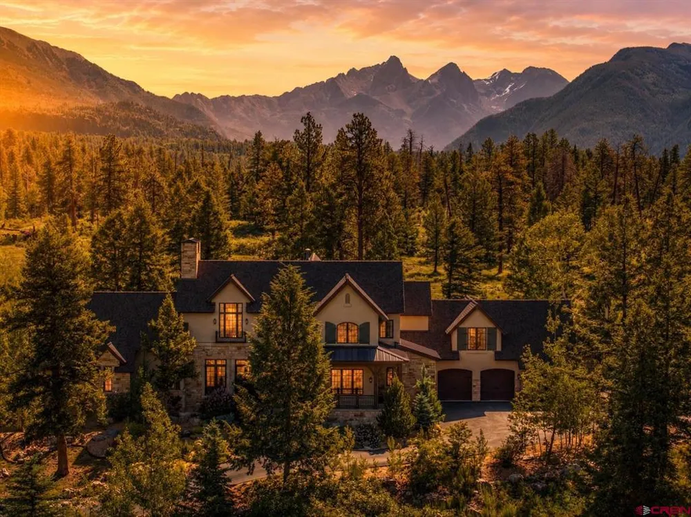 341 Two Dogs Trail Durango, CO 81301