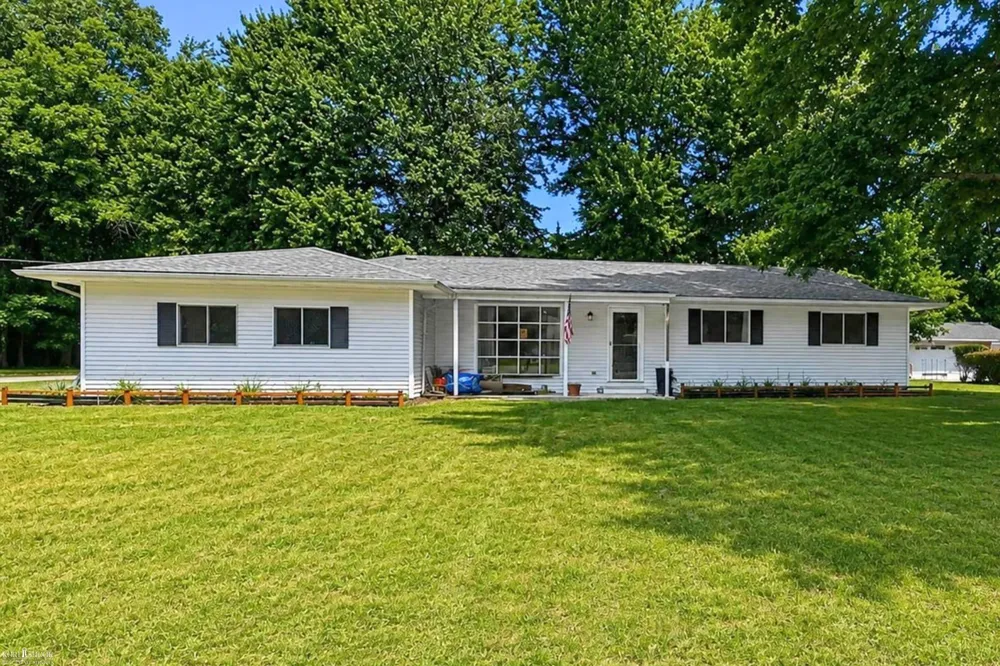 4141 Triwood Road Bridgeport Charter Township, MI 48722