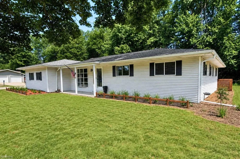 4141 Triwood Road Bridgeport Charter Township, MI 48722