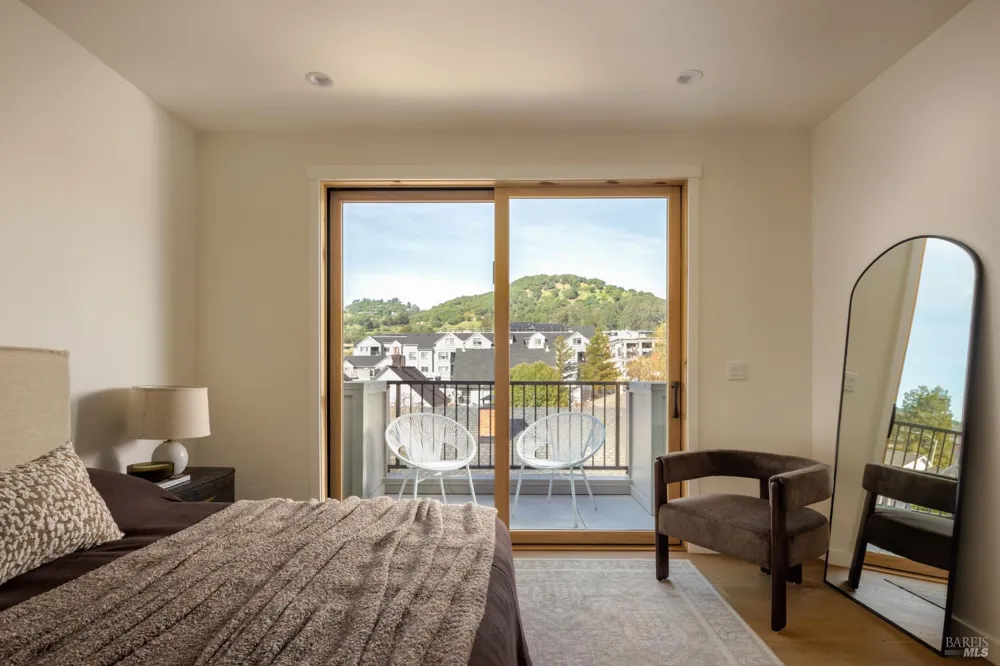 709 C STREET ##2 San Rafael, CA 94901
