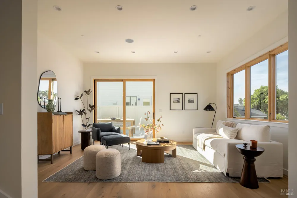 709 C STREET ##2 San Rafael, CA 94901