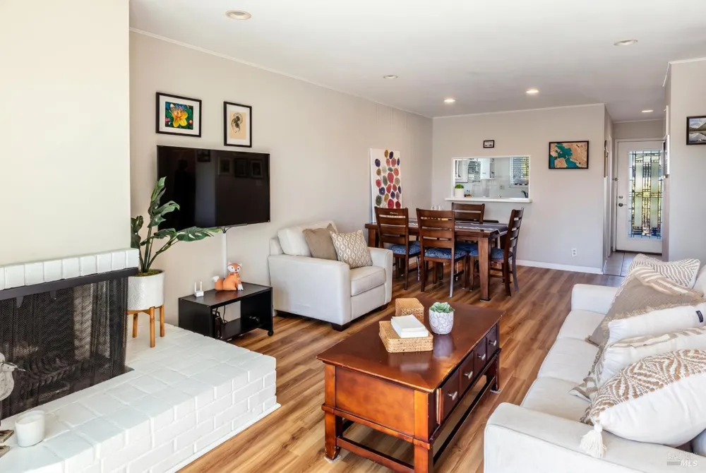 161 Lower Via Casitas Greenbrae, CA 94904