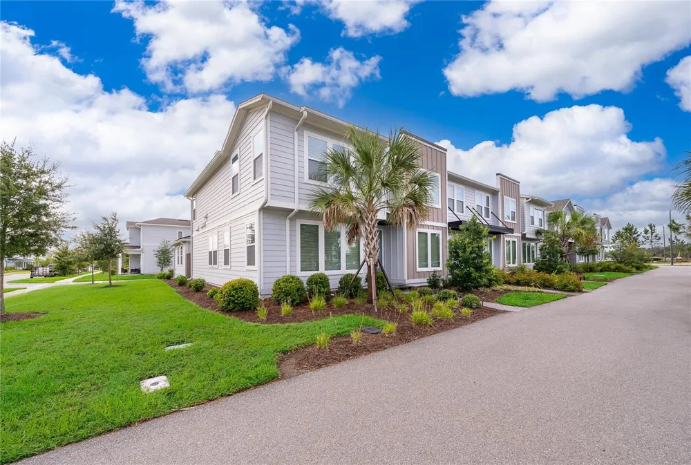 2929 VOYAGER AVENUE St Cloud, FL 34771
