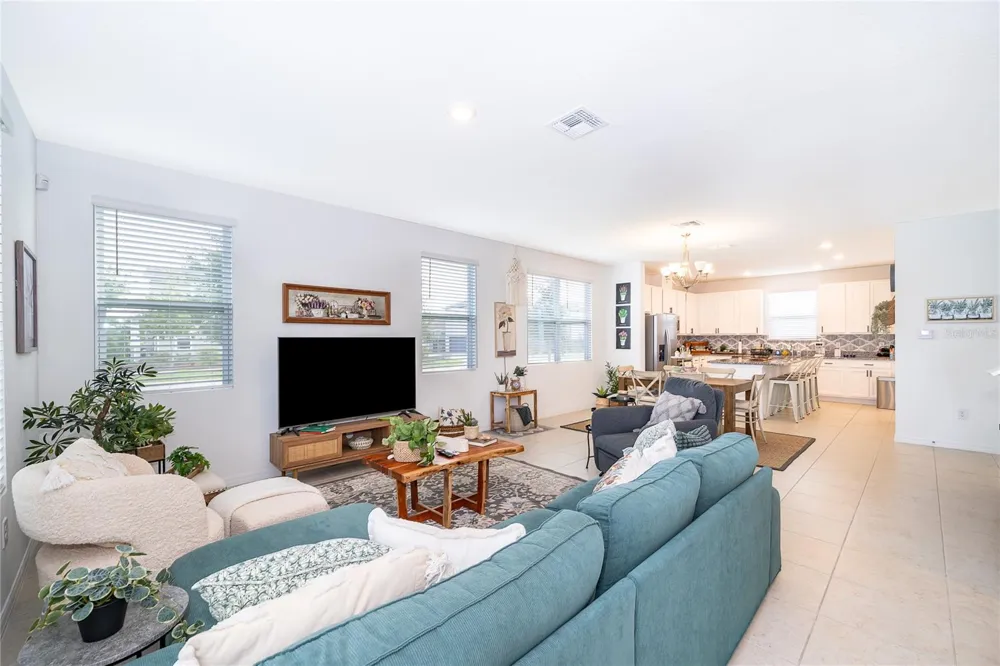 2929 VOYAGER AVENUE St Cloud, FL 34771