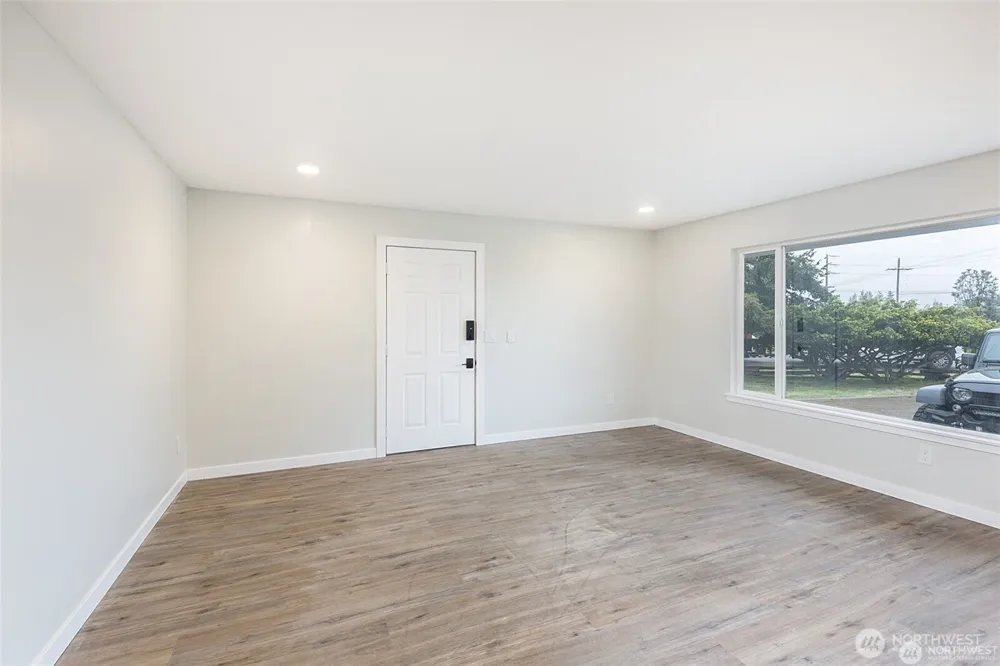 11 Stone Road Sequim, WA 98382