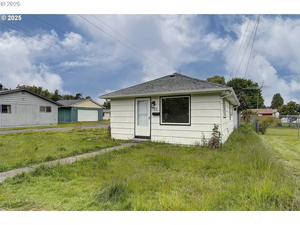 105 redpath Street Kelso, WA 98675