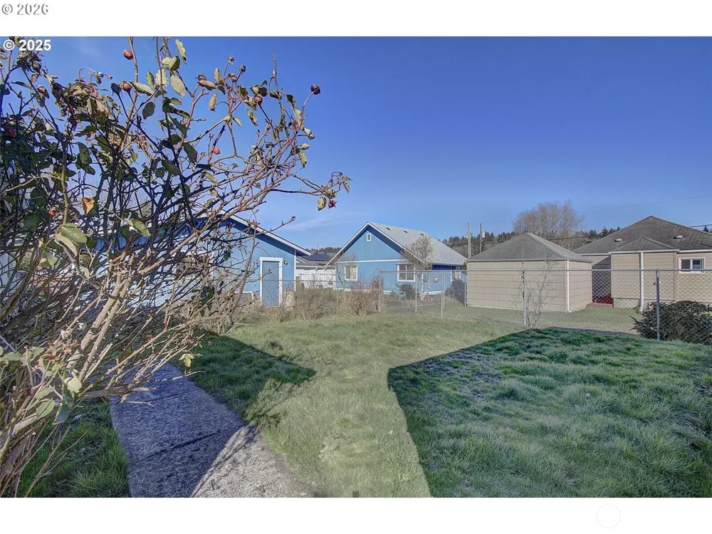 105 redpath Street Kelso, WA 98675