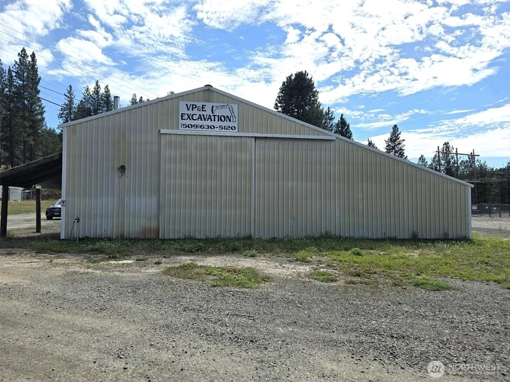 28 Creamery Road Republic, WA 99166
