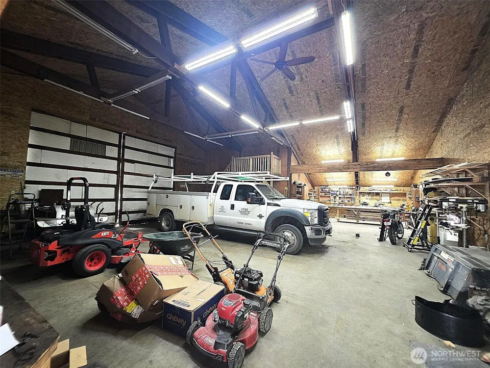 28 Creamery Road Republic, WA 99166