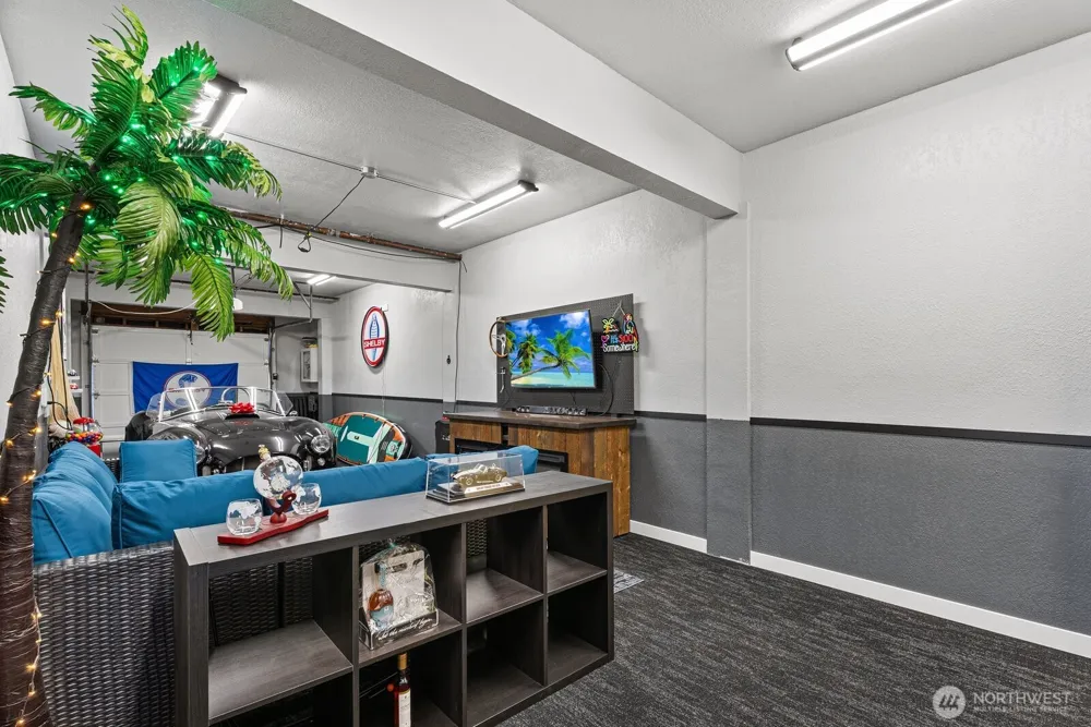 28313 Redondo Way S #301 Des Moines, WA 98198