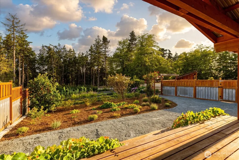 550 Wanamaker Coupeville, WA 98239
