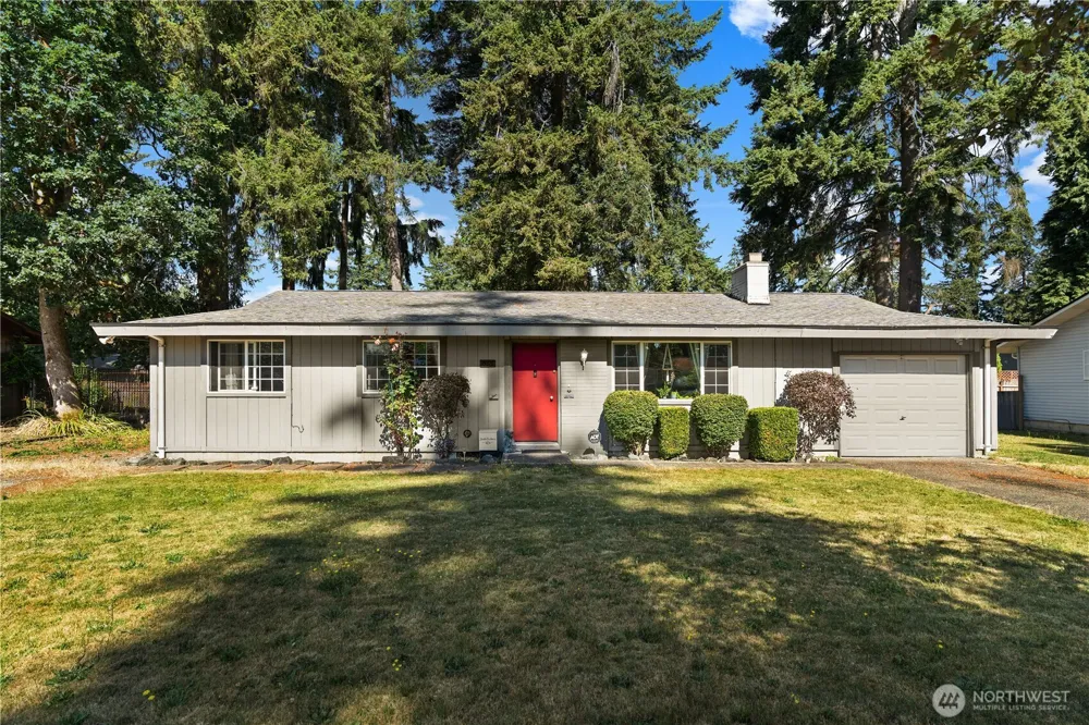 19320 Crescent Drive E Spanaway, WA 98387