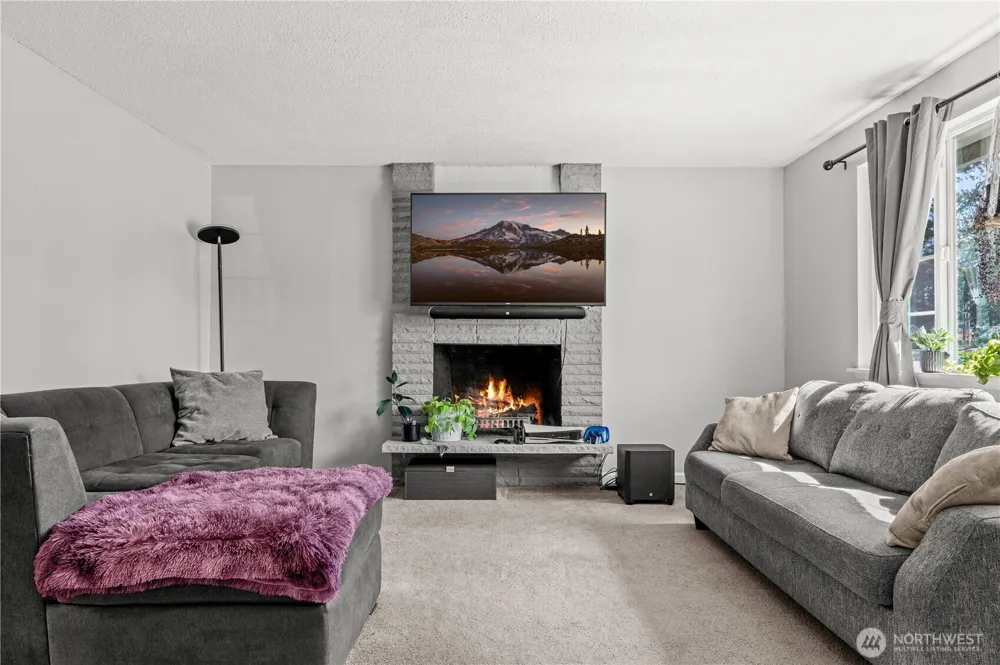 19320 Crescent Drive E Spanaway, WA 98387