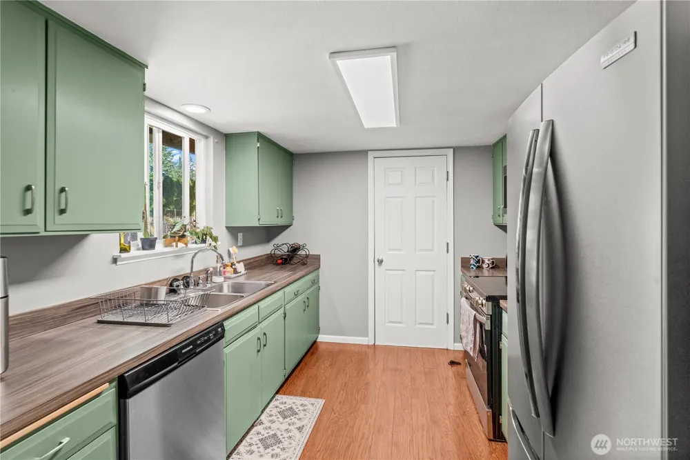 19320 Crescent Drive E Spanaway, WA 98387