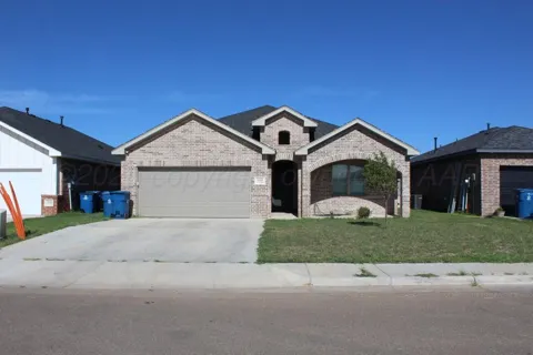 1123 Estacado Street