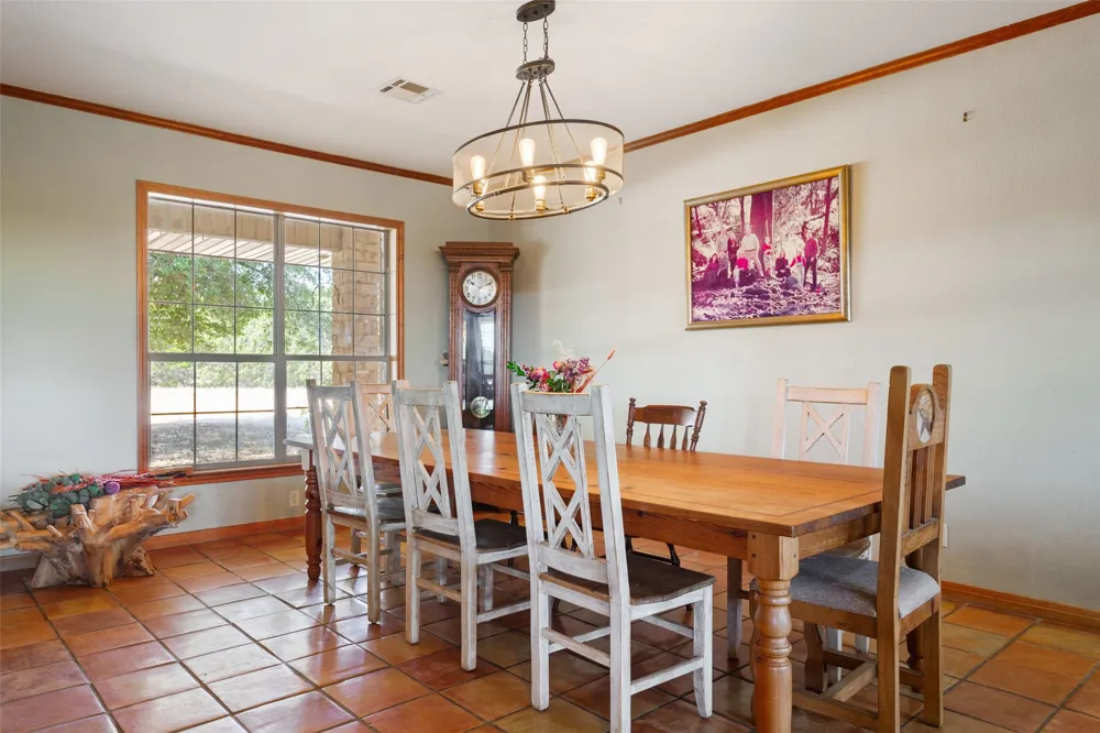 564 Sam Bass Road McGregor, TX 76657