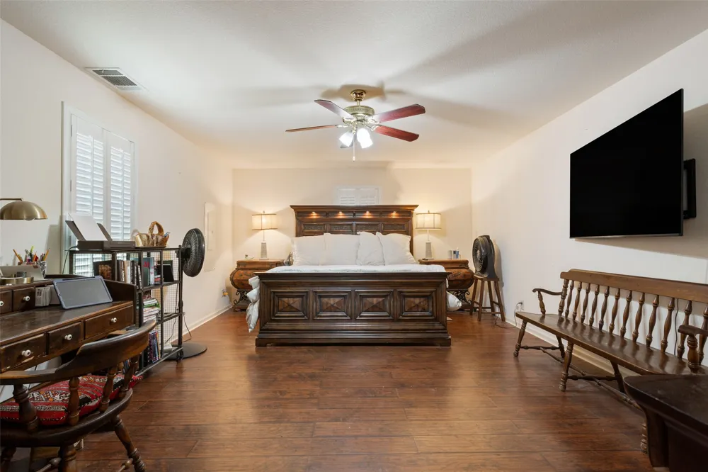 564 Sam Bass Road McGregor, TX 76657