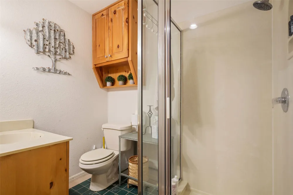 564 Sam Bass Road McGregor, TX 76657