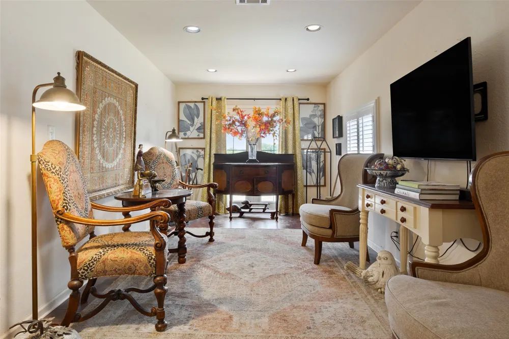 564 Sam Bass Road McGregor, TX 76657