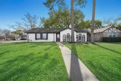 9703 Philmont Drive