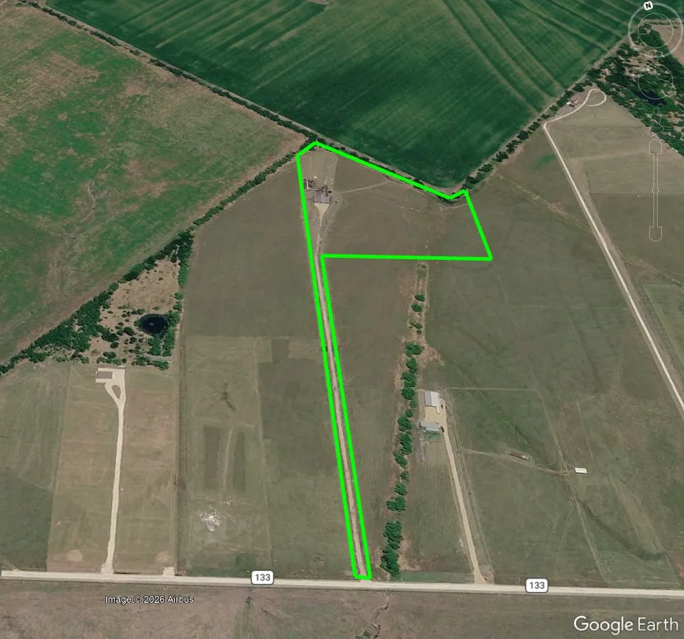 8821 County Road Burlington, TX 76519