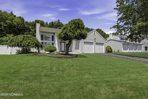 8 Snowdrift Lane