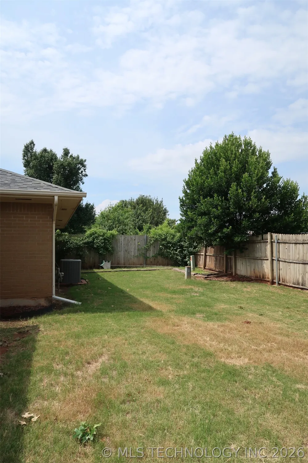 3657 Rolling Lane Circle Midwest City, OK 73110