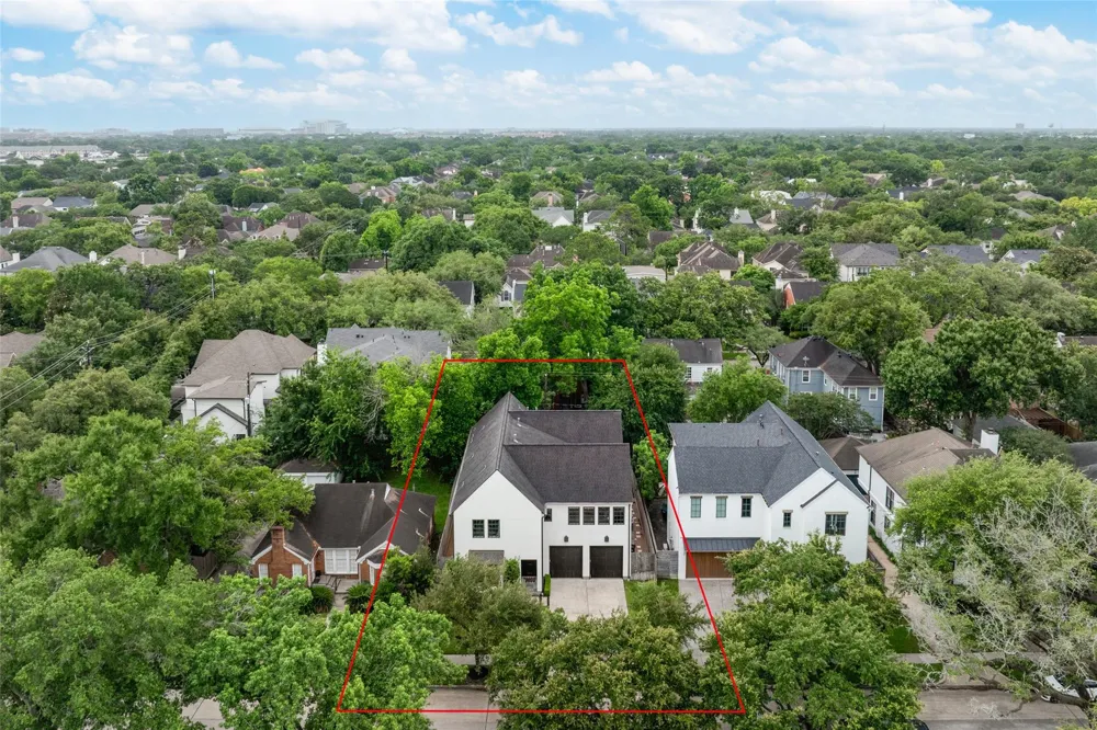 2815 Albans Road Houston, TX 77005